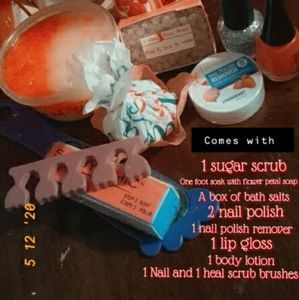 Bath and body bundle